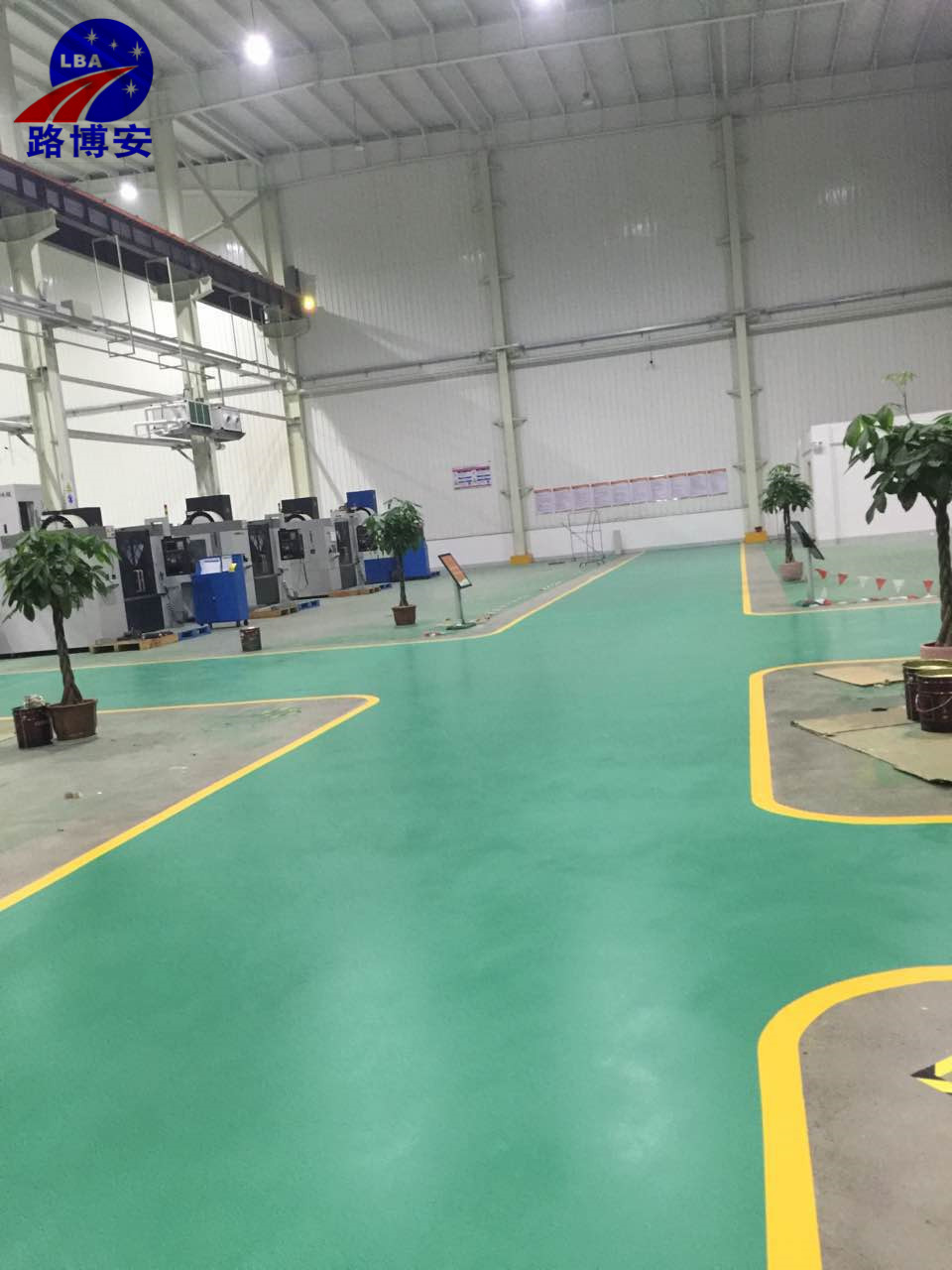 上海楊助志;昆山薩馳華辰機械（蘇州）有限公司
